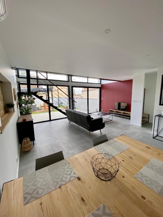 Magnifique Grange Avec Spa / Love Room Saint-André-de-Cubzac Εξωτερικό φωτογραφία